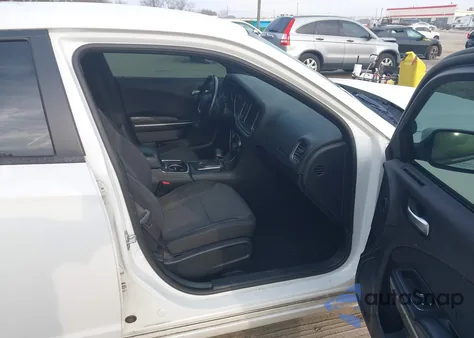 2019 Dodge Charger Sxt Rwd z USA, uszkodzony, nr VIN 2C3CDXBG2KH657874